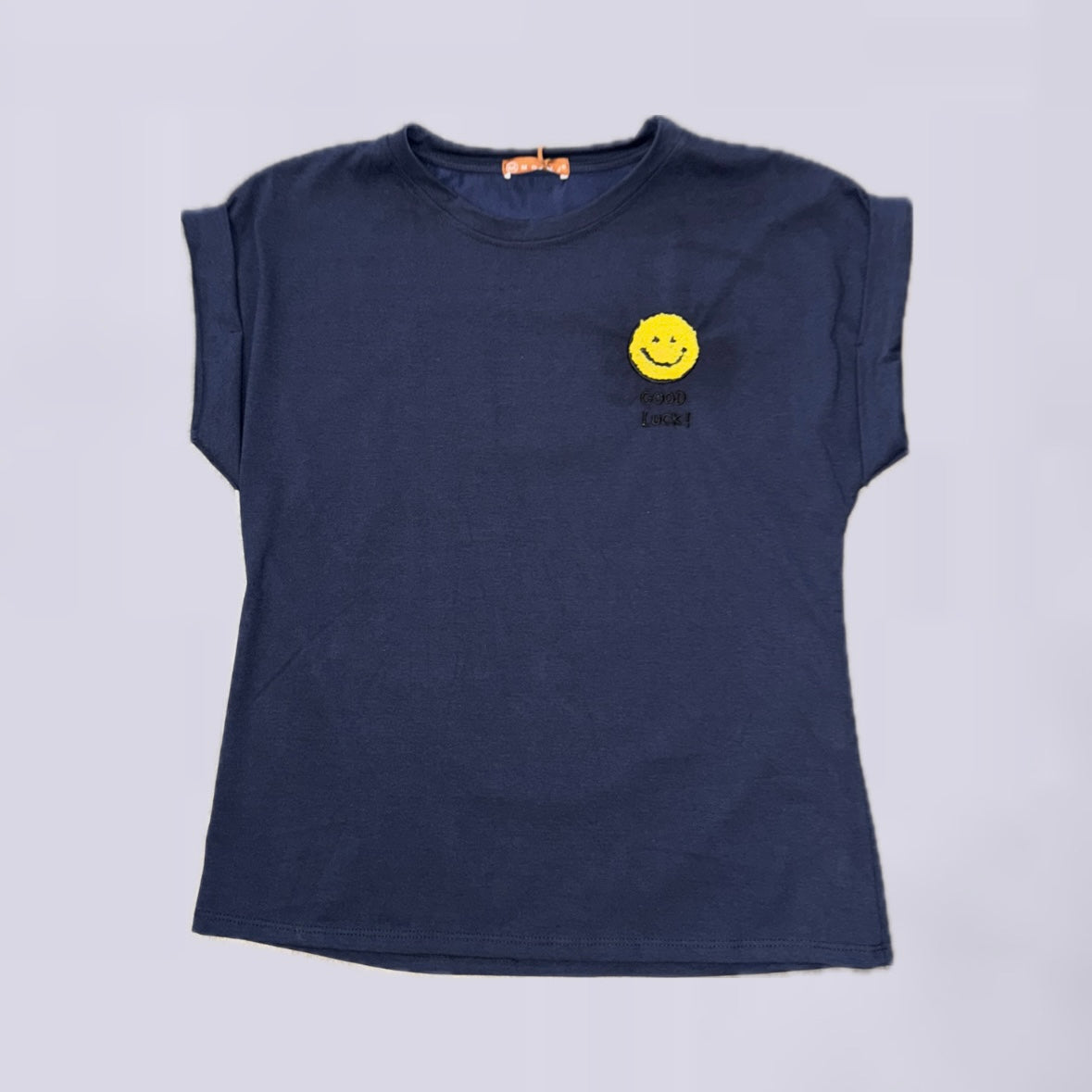 Schlichtes T-Shirt mit Smiley & Good Luck Motiv