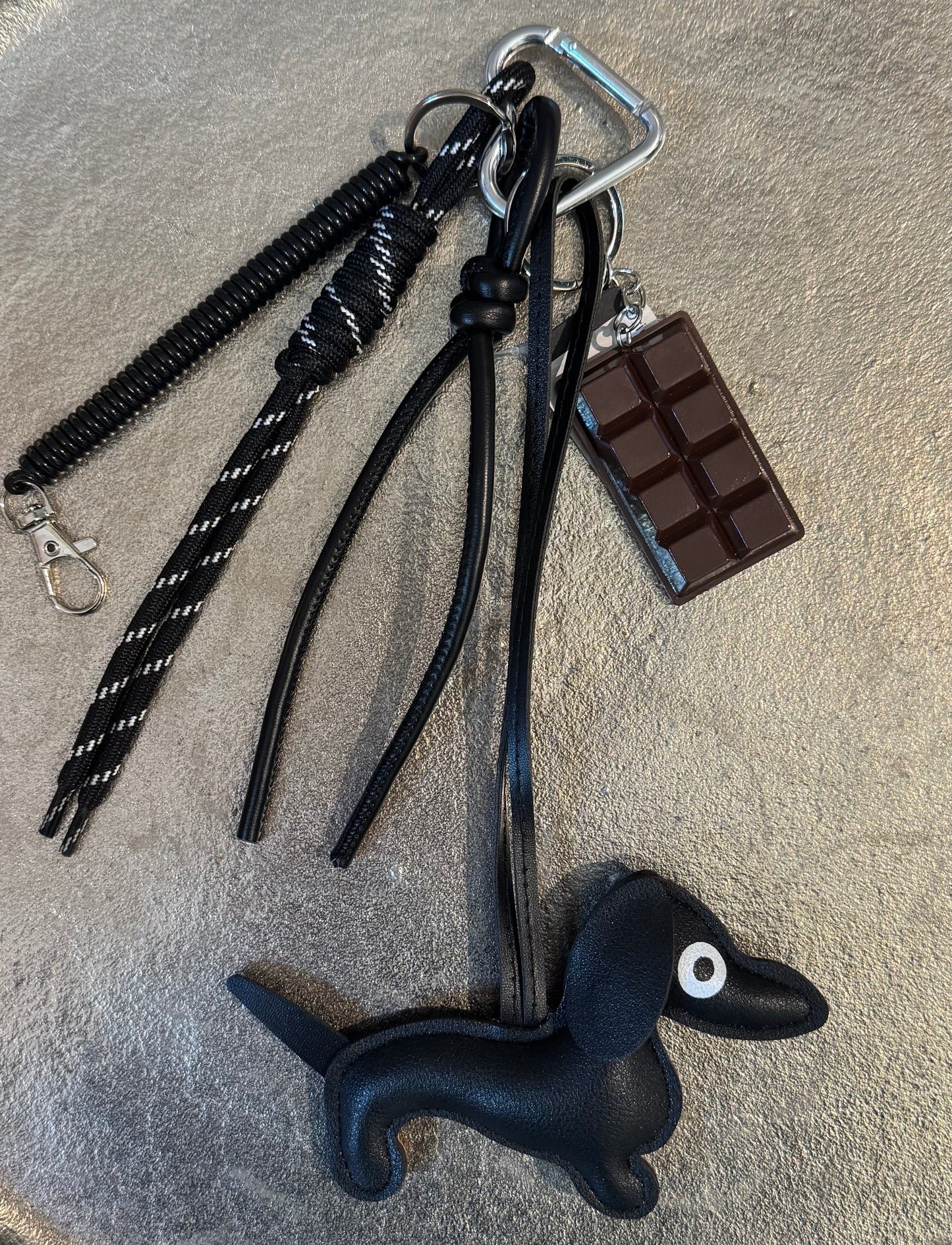 Hochwertiger Schlüssel- & Taschenanhänger – Stilvolles Accessoire 🩵