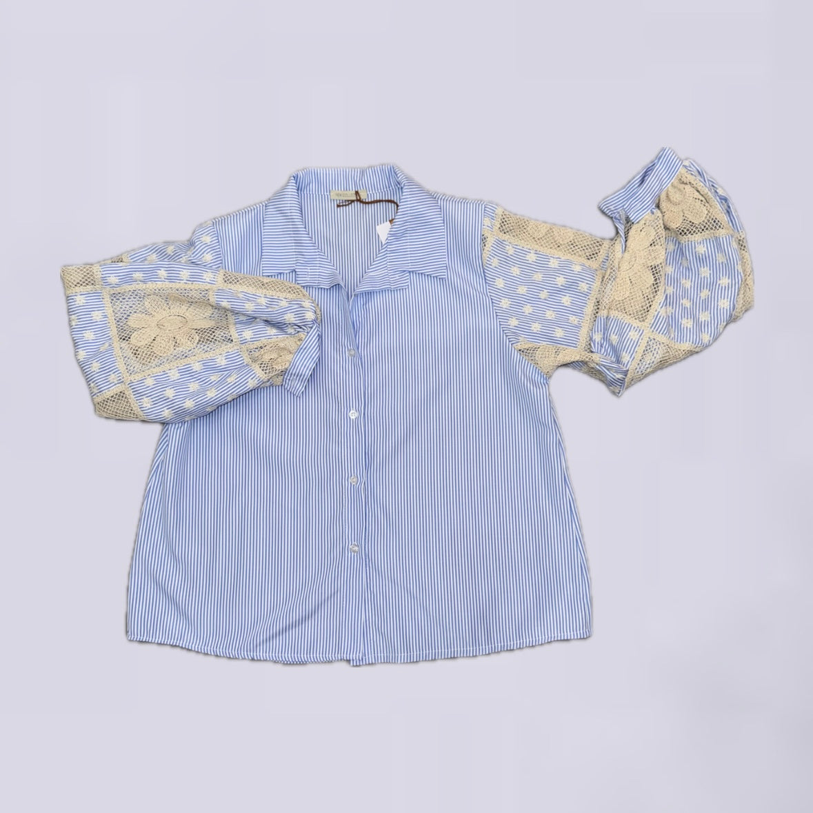 Stilvolle One-Size Blusen – mit Stick-Details