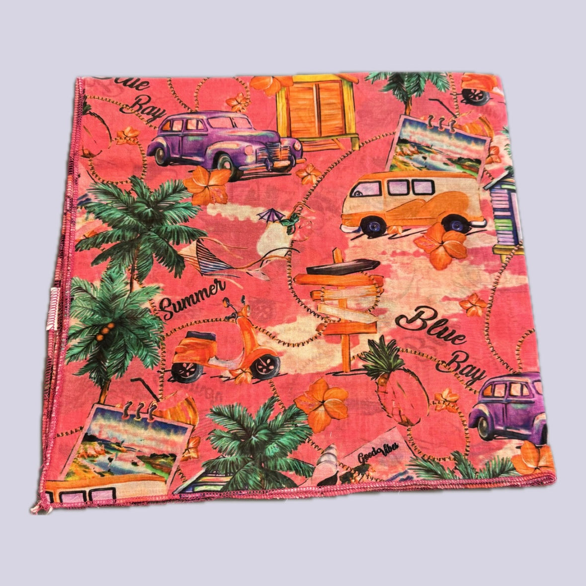 Sommerliches Halstuch mit Vintage-Print
