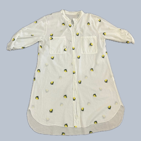 Weiße Longbluse mit Zitronenprint – aus reiner Baumwolle